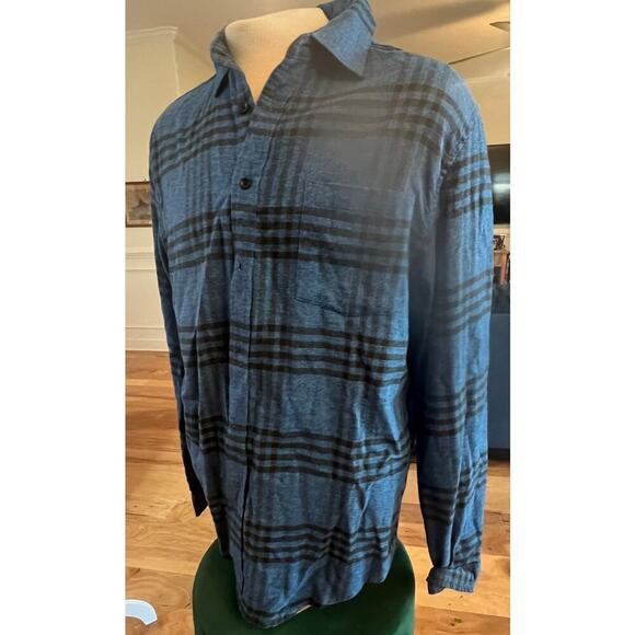 GOODFELLOW NWT LONG SLEEVE BUTTON UP BLUE AND BLACK PLAID MENS LARGE - Picture 1 of 9
